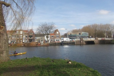 photo 1413668
