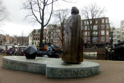 photo 1413672