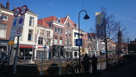 photo 1413690