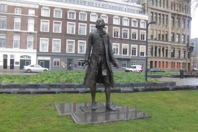 photo 1413691