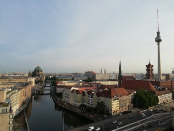 photo 1880317