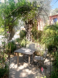 photo 2059644