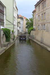 photo 1076802