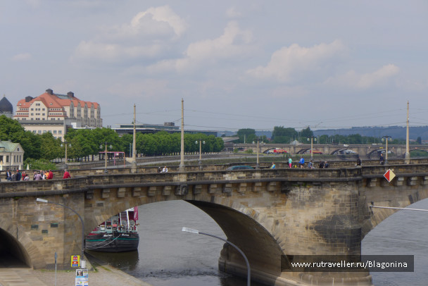 photo 1071971