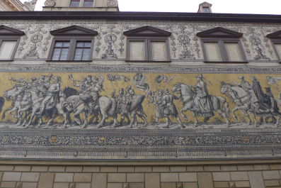 photo 1093690
