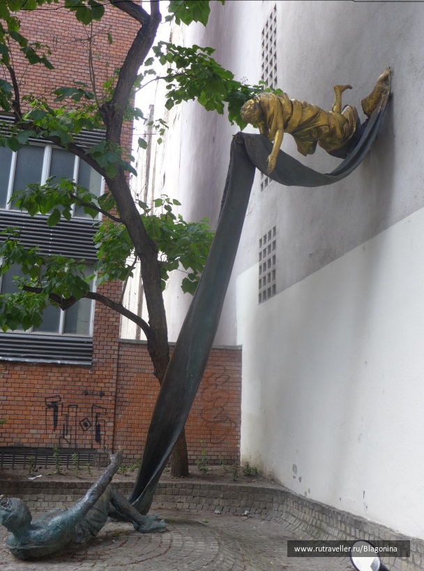photo 1329869