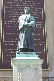 photo 1342693