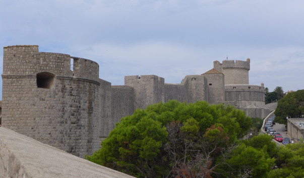 P1200878