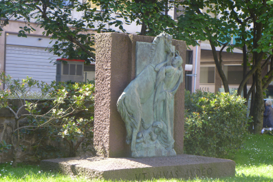 photo 1504466