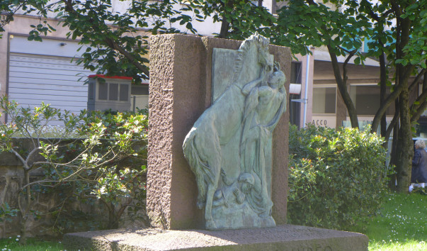 P1220856