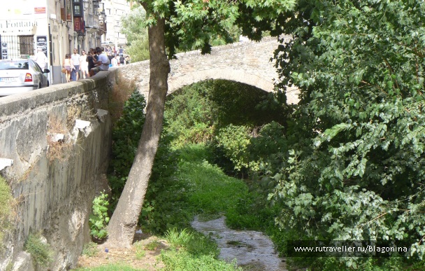 photo 1566071