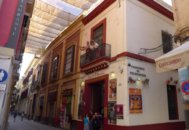 photo 1553786