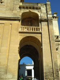 photo 1547811