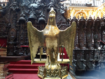 photo 1572723