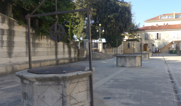 P1040995