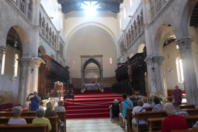 photo 1814151