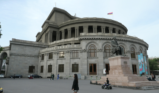 P1093666
