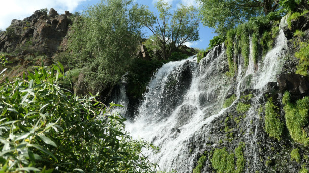 photo 2100833