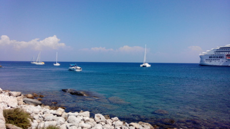 photo 1578012