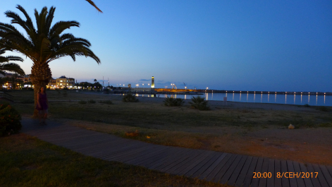 photo 1715386