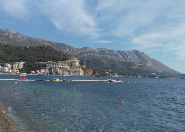 photo 1742156