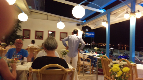 photo 1535580