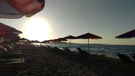 photo 1536798