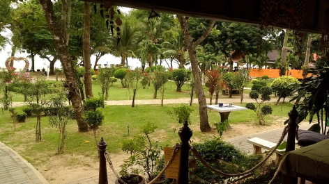 photo 1347845