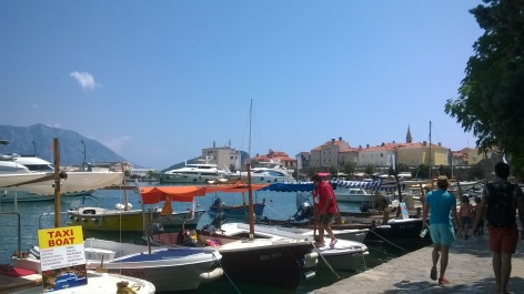 photo 1356353