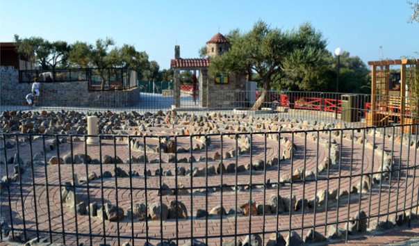 Labyrinthos6