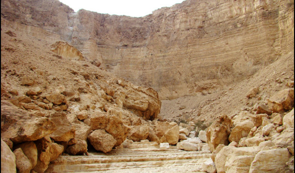 ©Extreme_Dead_Sea_Nahal_Parsa_Kalachov_com_0029