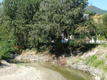 photo 1535196