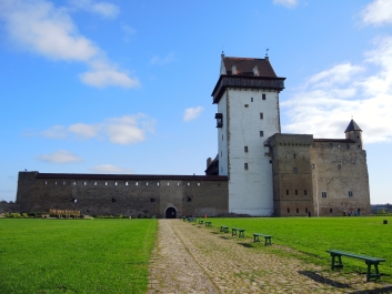 photo 1575836