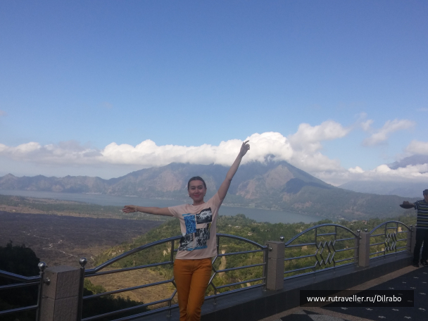 photo 1586149