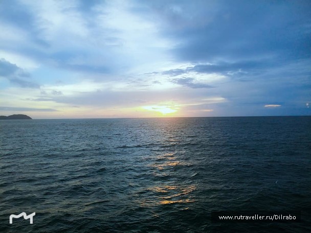 photo 1688957