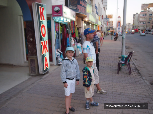 photo 1582910