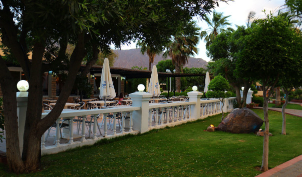 Sandy Beach Hotel