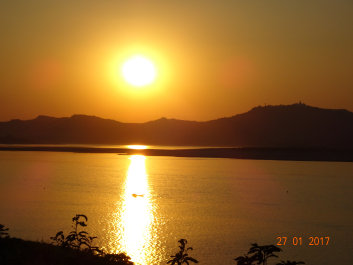 photo 1486593