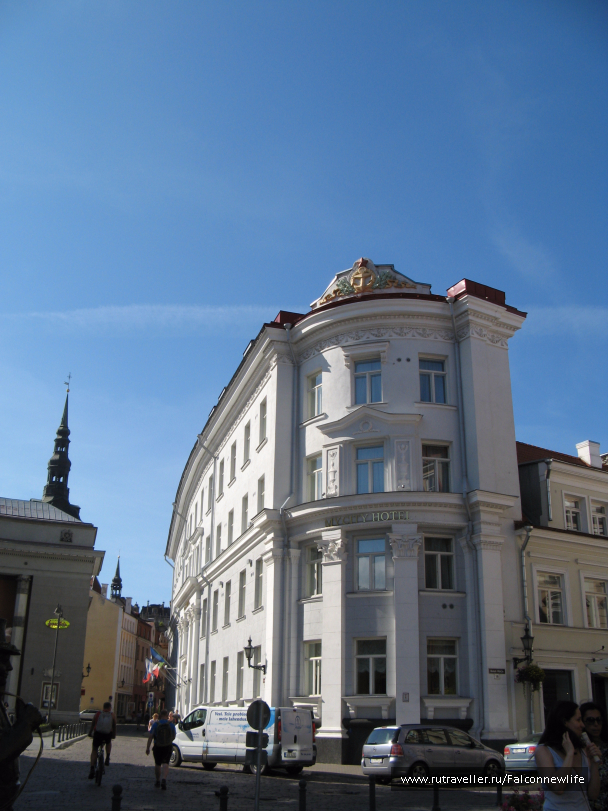 photo 1563821