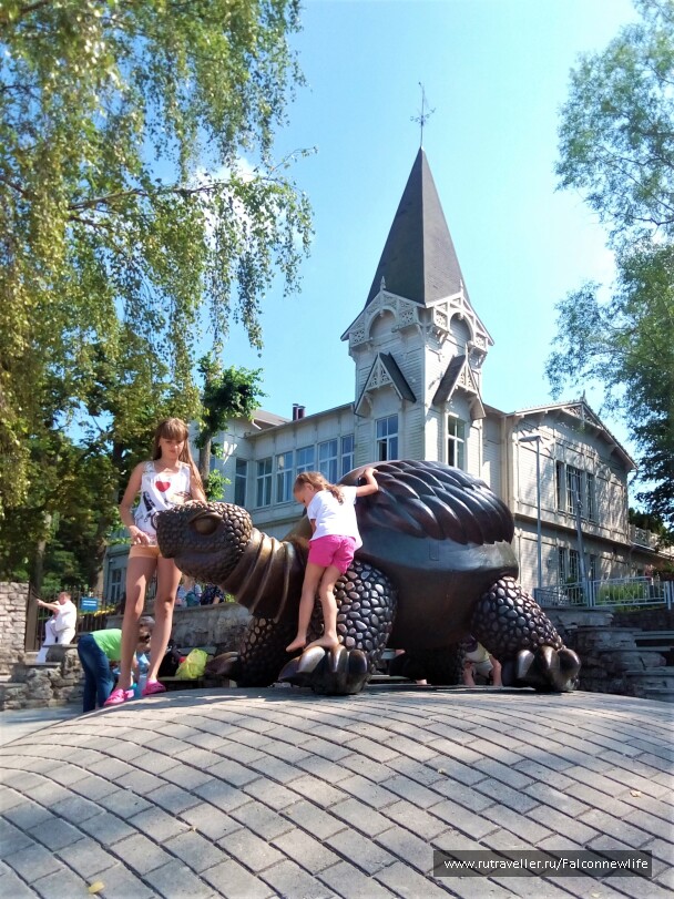 photo 1564137