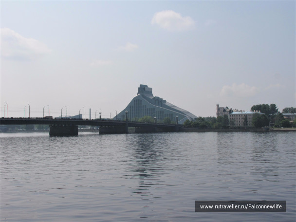photo 1564175