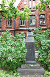 photo 1375013