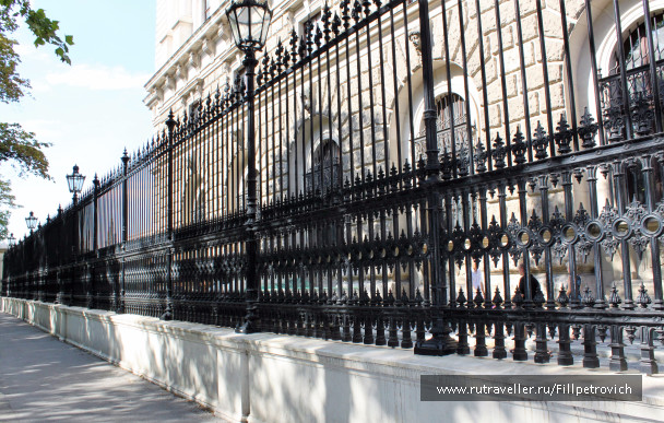 photo 1542975