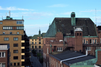 photo 1557728