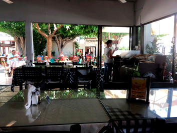 photo 1647881