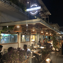 photo 1647888