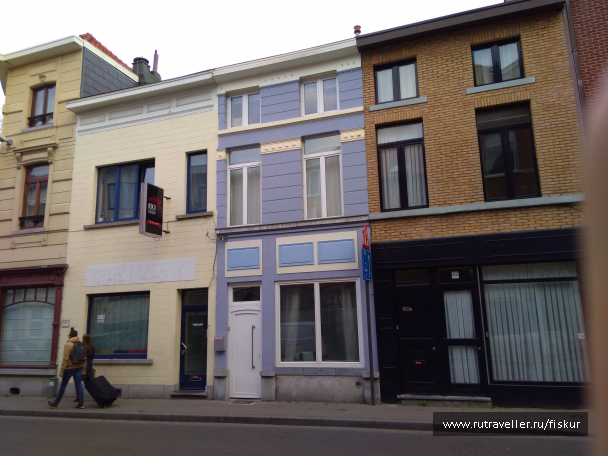 photo 1562257