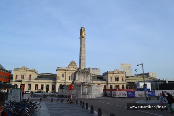 photo 1562603