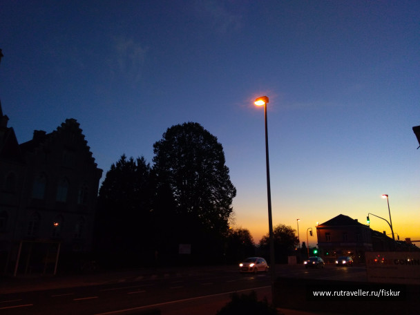 photo 1564417
