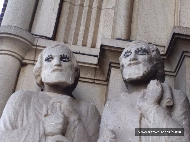 photo 1572835